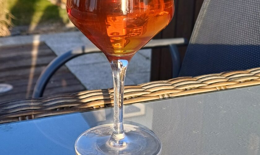 Märzen gebraut vor ca.6 Jahren schmeckt perfekt.Richtige Lagerung und mit Herz gebraut